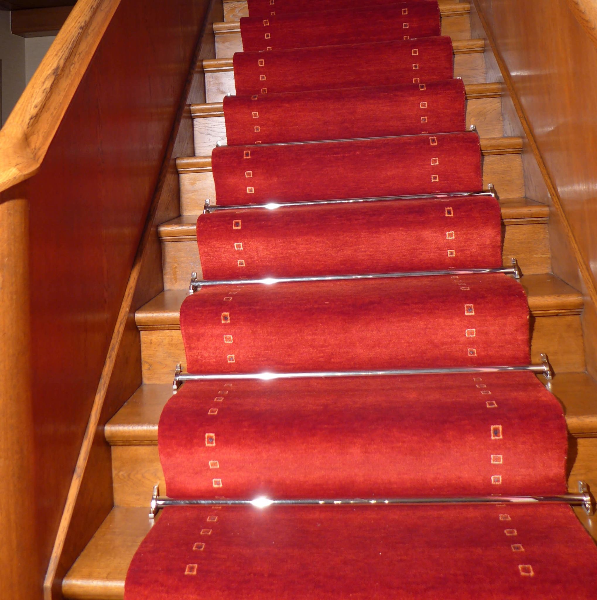 teppichhaus-toensmann-gabbeh-treppenlaeufer-handgeknuepft